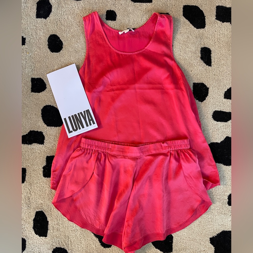 Limited Edition Lunya Silk Sleepset in Energizing Pink
